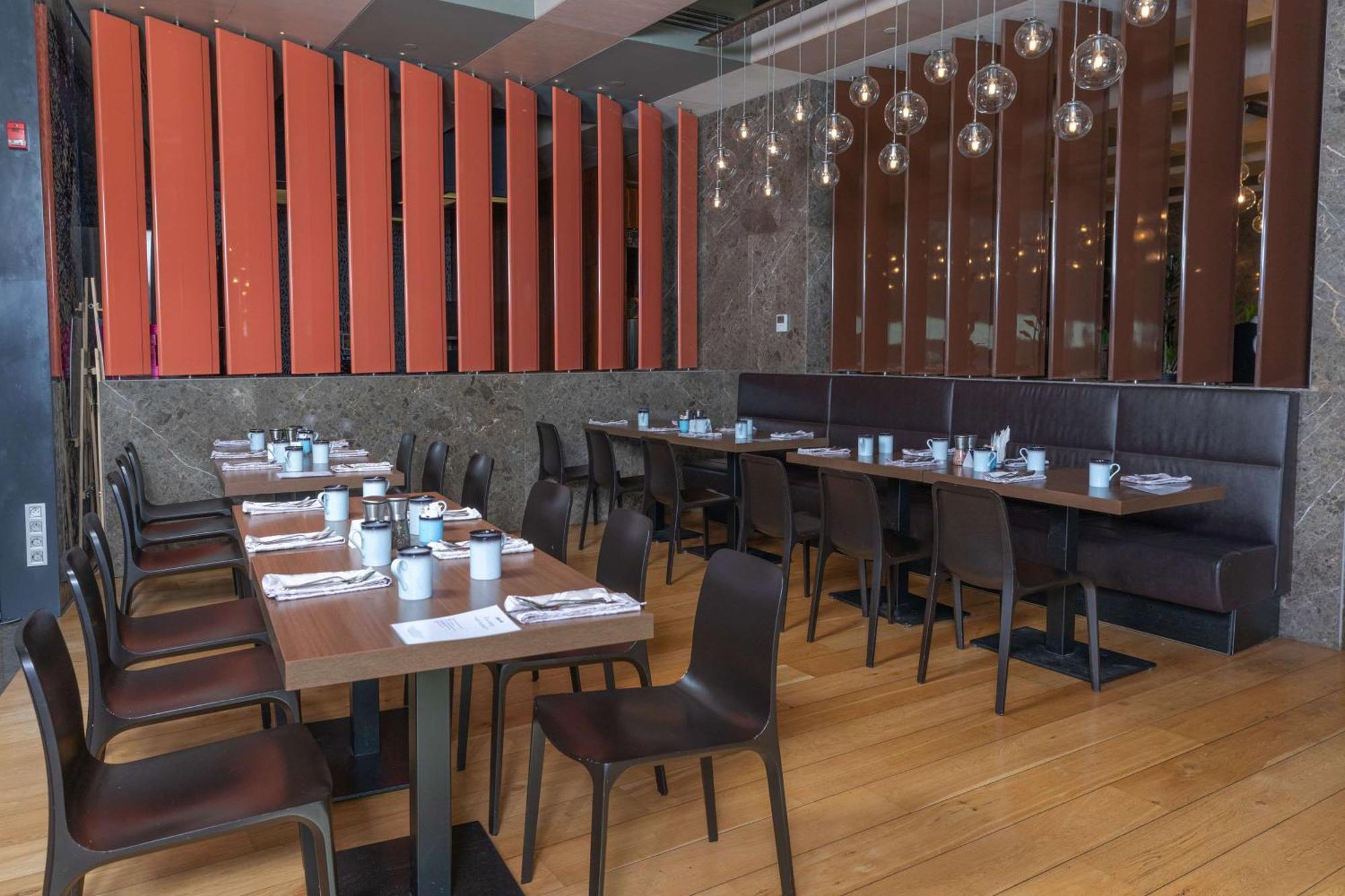 Radisson Blu Hotel Istanbul Asia Exterior foto Interior of the restaurant